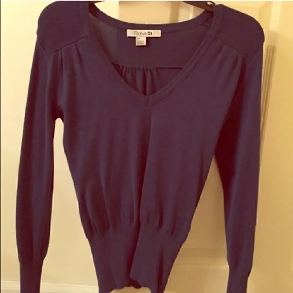 Navy blue teal knit v-neck sweater loose knit S